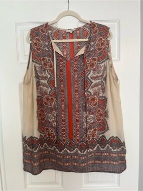 Rose & Rhyme Sleeveless Paisley-Print Blouse in Beige and Rust